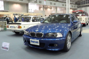 Simple autoさんの2002ターボとM3。